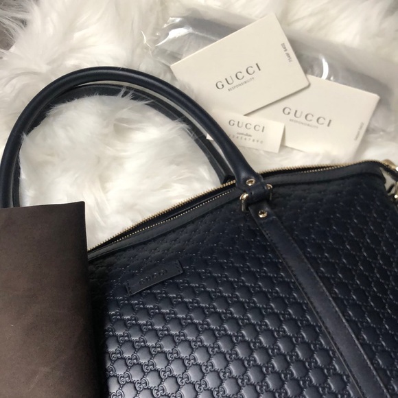 ๐๐ฏ% Auth Gucci Navy Blue Microguccissima Tote - Picture 10 of 12